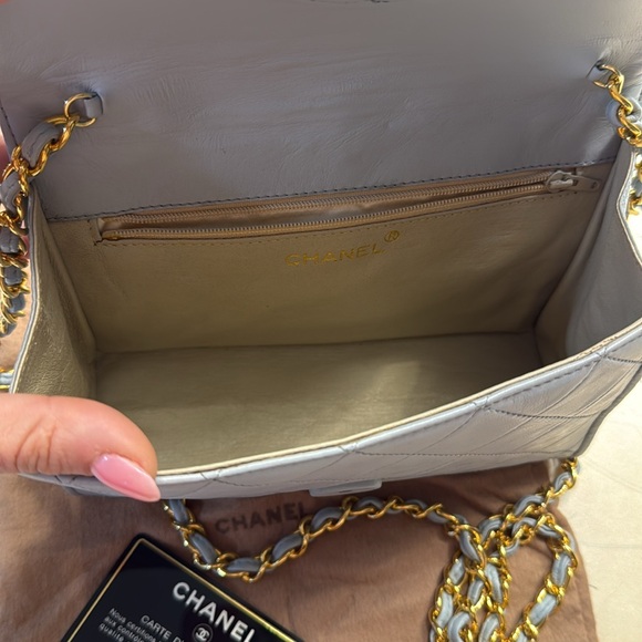 Vintage Chanel Tassel Flap - Picture 4 of 4